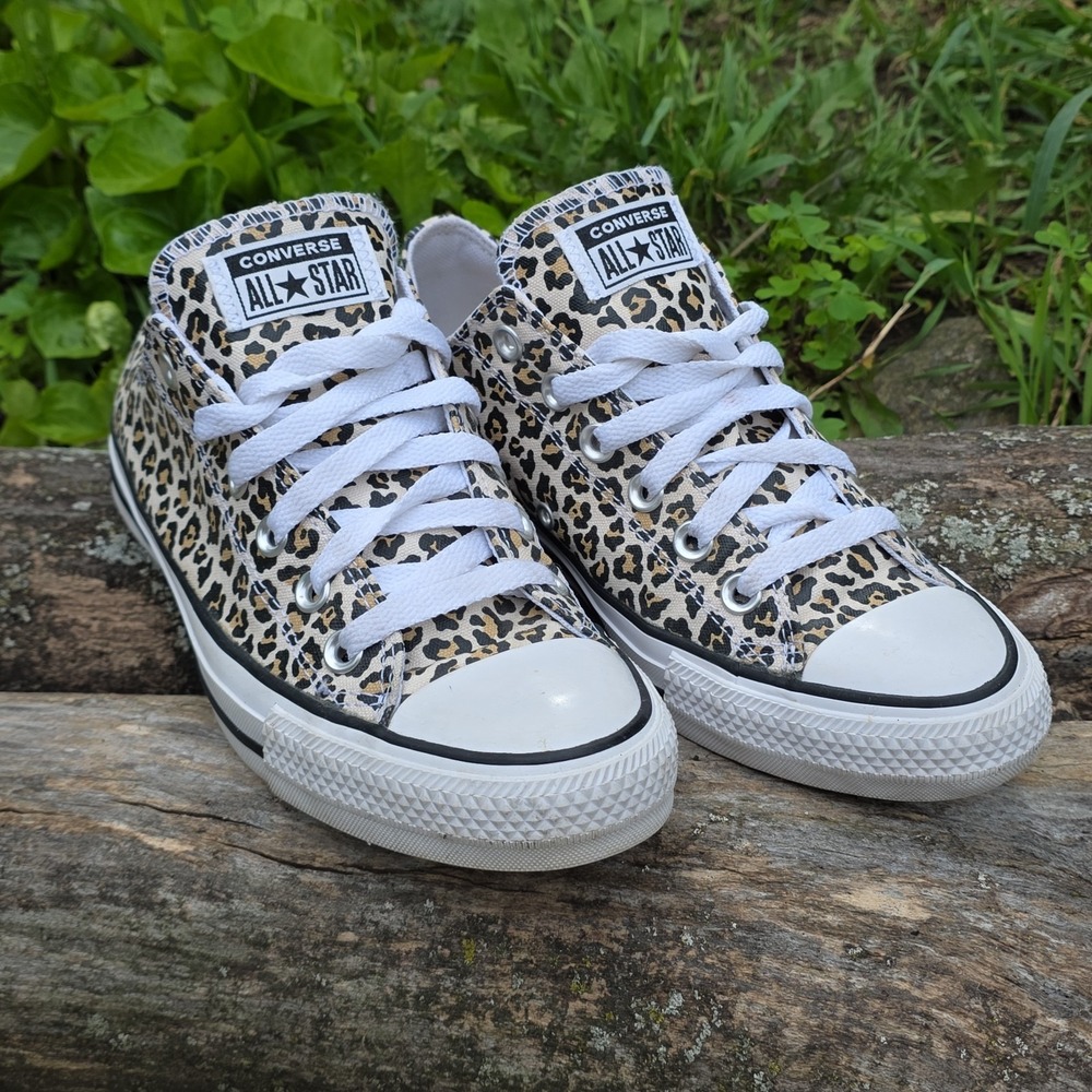 Size 6 - Converse Chuck Taylor All Star Low Leopard